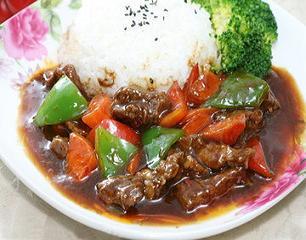 潘师傅中式快餐 品质铸就口碑，食客争相购买背后的成功之道